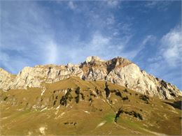 Vue sur le sommet des Cornettes de Bise - LChochon