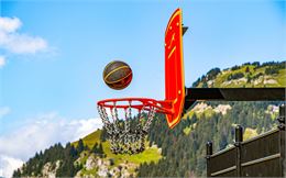 Panier de basket - OT Flaine-Candice Genard