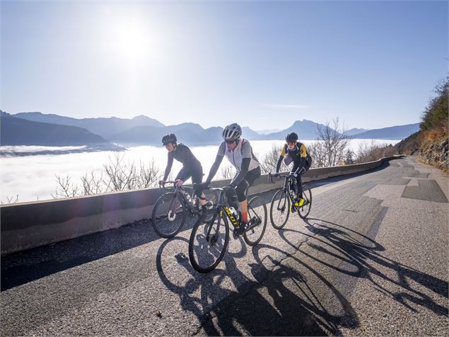 Tour du lac par Leschaux - itinéraire cyclo_Annecy - Tristan Shu - Annecy Mountains
