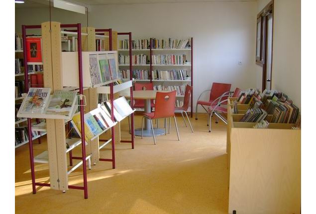 Bibliothèque Cuvat - Bibliothèque Cuvat