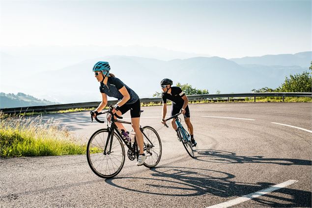 Etape du tour féminin 2025_Chambéry - Peignée Verticale - Grand Chambéry Alpes Tourisme