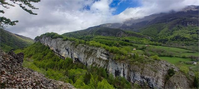 Le rocher des hirondelles - ©jthevenard