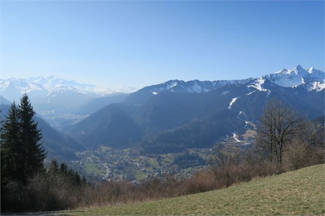 vue mont Blanc et roc d'Enfer - Victor Demilly / Vallée d'Aulps Tourisme