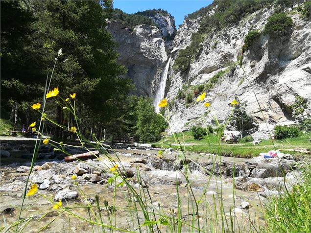 La cascade Saint Benoit et son ruisseau - A.Kempf