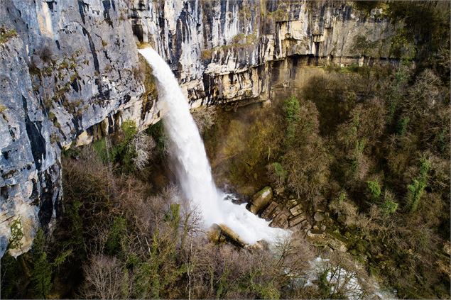 Cascade de Ceyrvérieu