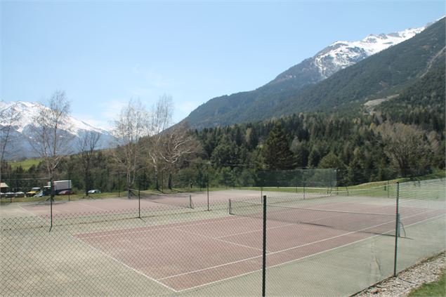 Courts de tennis à Termignon - HMVT