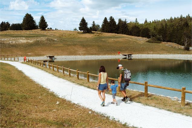 Boucle du plan d'eau_La Féclaz - Peignée Verticale - Grand Chambéry Alpes Tourisme