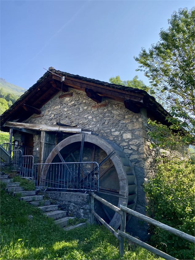 Moulin de St Germain - extérieur - Anaïs Béchat