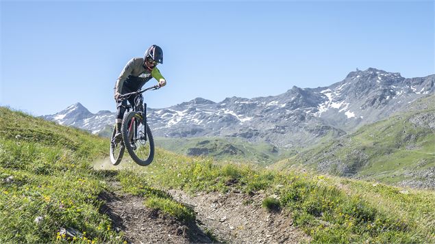 DH13 - Jumpy_Les Menuires