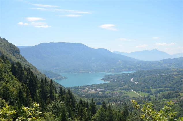 Point de vue décollage parapente - Office de Tourisme Lac d'Aiguebelette