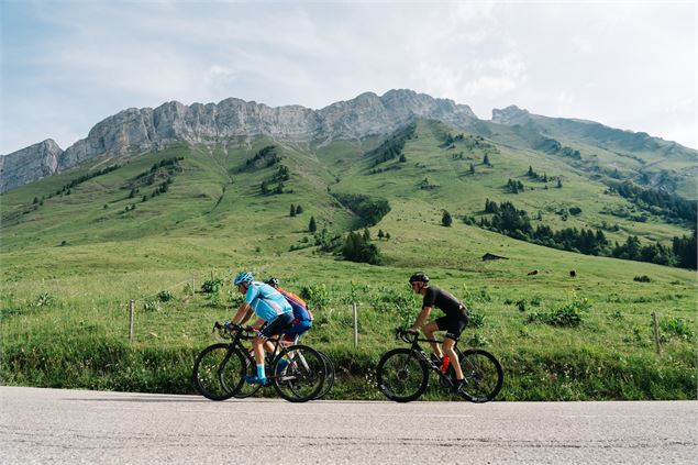 Parcours expert et soft : pause au lac des Confins_La Giettaz - Pierre Gouineau