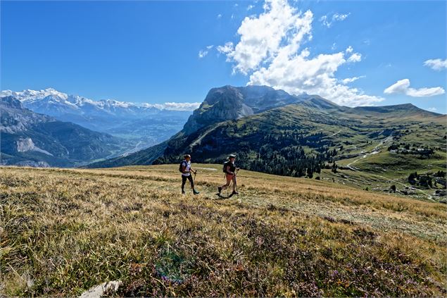 GR96 - Chalets de Platé (Flaine) - Col des Annes (le Grand-Bornand)_Le Reposoir