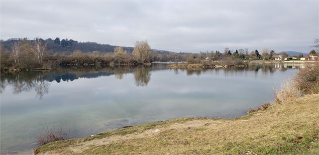 plan d'eau de Longeville en hiver - Sabrina Megani / Plaine de l'Ain Tourisme