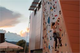 CortiGrimpe - Tom Apeloig