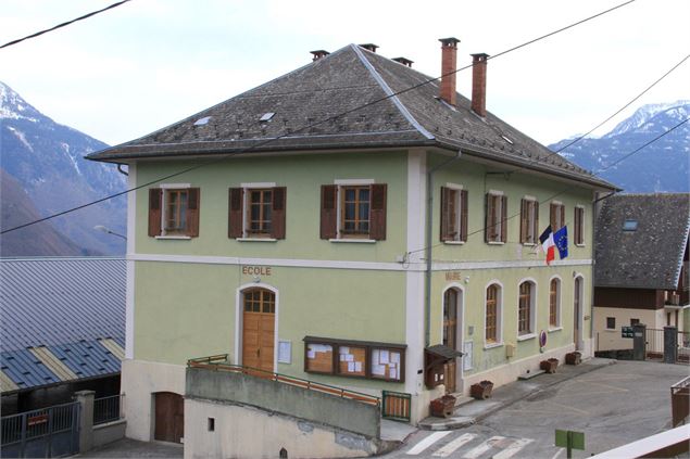 salle des fêtes de Saint Georges d'Hurtièress - Saint Georges d'Hurtières