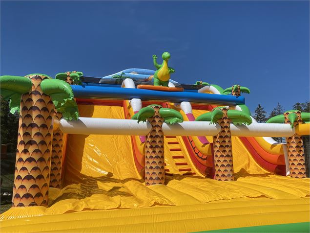 Châteaux gonflables - Parc monts jura land