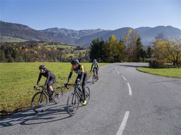 Tour du Semnoz - itinéraire cyclo_Annecy - Tristan Shu - Annecy Mountains