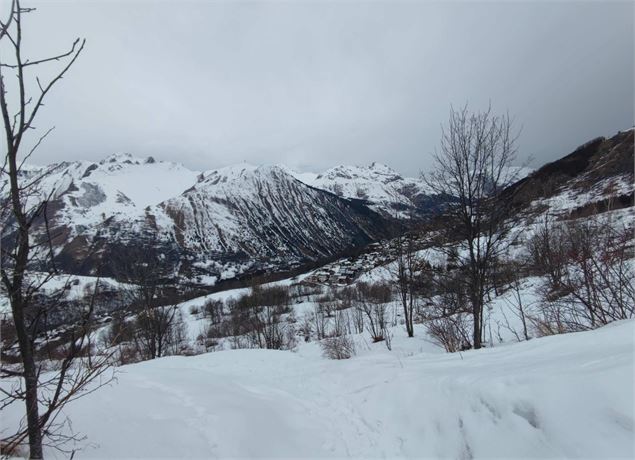 Vue sur Villarabout - OT Les Menuires