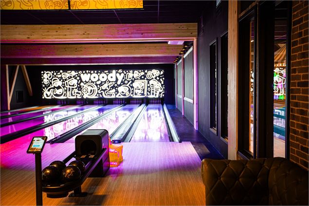 Salle de bowling - Woody