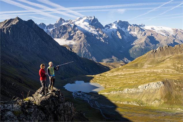 Tour des Aiguilles d'Arves : Refuge du Goléon - Refuge des Aiguilles d'Arves_Valloire - Thibaut BLAI
