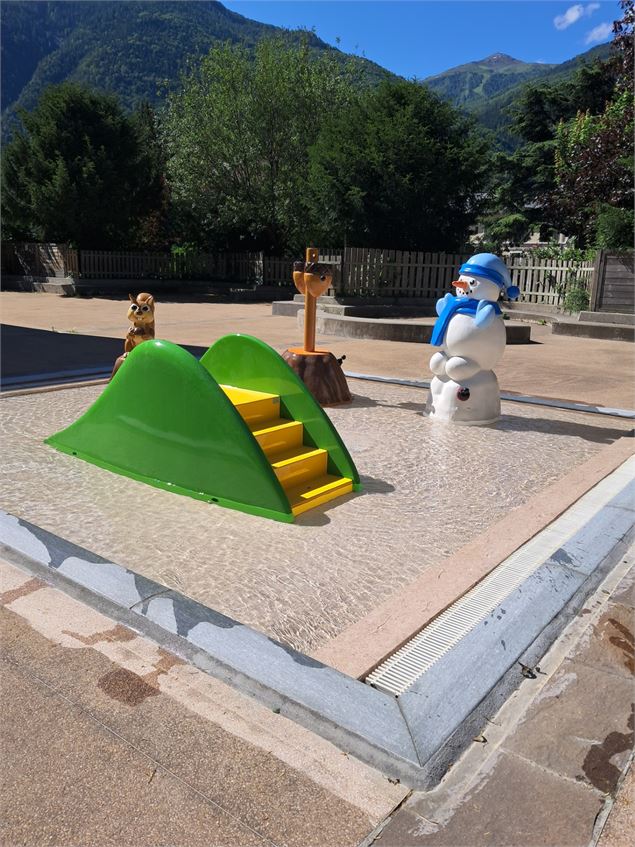 Piscine municipale_Saint-Michel-de-Maurienne - S. ESPITALIER