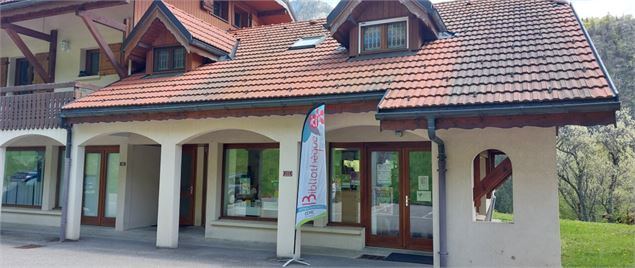 Bibliothèque Bellevaux - CCHC