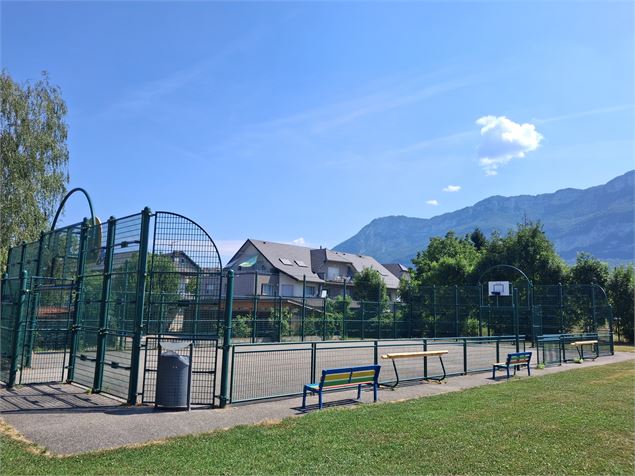City stade Viviers-du-lac - Grand Lac