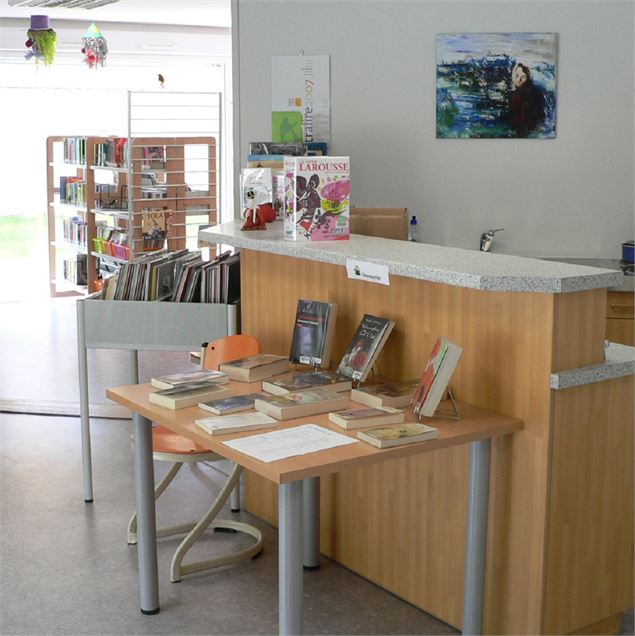 Bibliothèque de Lullin - Office de Tourisme des Alpes du Léman