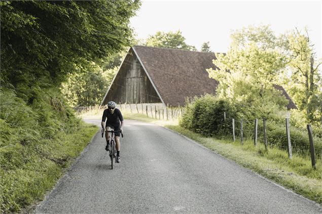 Photo cyclo Le circuit de la Reine - Charlotte Lindet-TPC