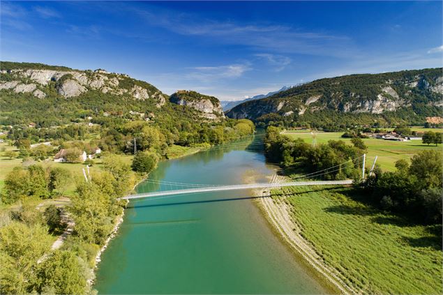 Circuit vélo : Les berges du Rhône_Belley - Laurent Madelon - CC Bugey Sud