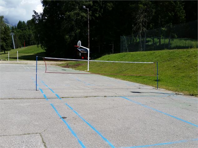 Terrain badminton - Mélanie Villien