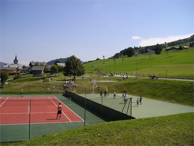 aire de jeux du village - oti val d'arly