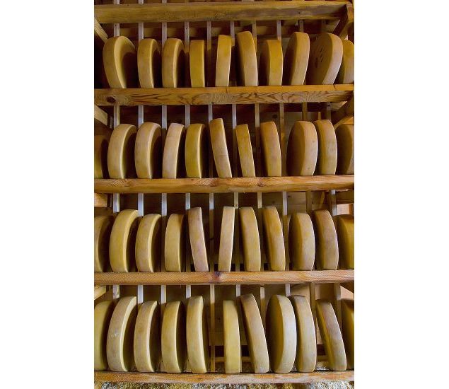 Cave de fromage AOC l'Etivaz - A. Berger