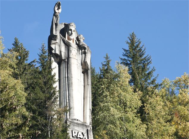 Statue du Christ-Roi