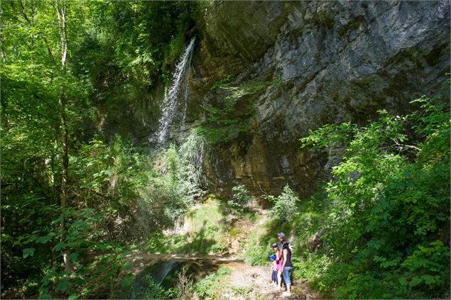 Cascade de Pissevache - HautBugeyTourisme_MarcChatelain