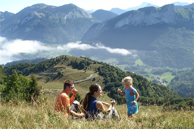  - Office de Tourisme des Alpes du Léman