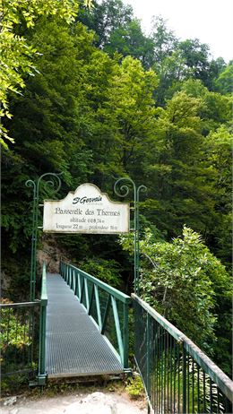 La passerelle du parc thermal