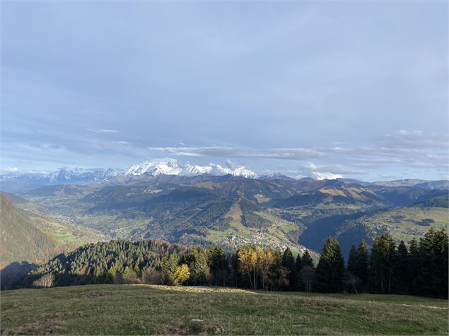Vue sur le Mont-Blanc - OT Flumet / St Nicolas la Chapelle