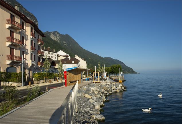 quai de Saint-Gingolph (départ) - Gilles Lansard