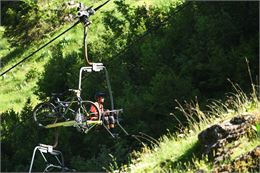 Accessible aux vtt (uniquement pour la montée) et aux piétons (montée et descente) - Yvan Tisseyre/O