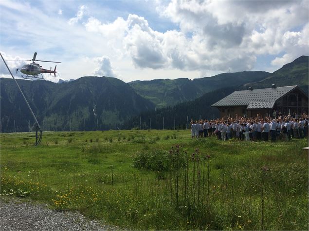 Héli Gastro Blugeon Hélicoptère Morzine Eté - Blugeon Hélicoptère Morzine