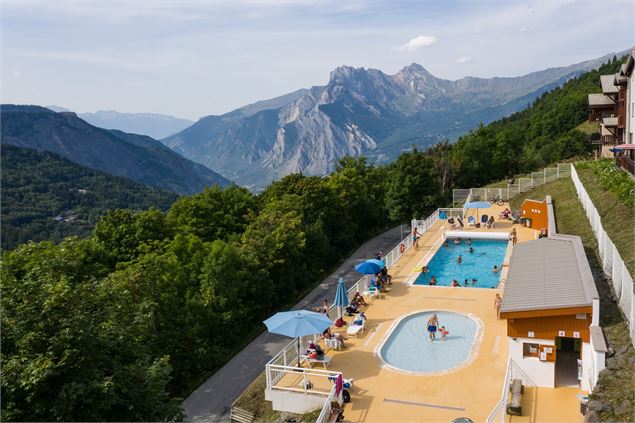 Piscine municipale de Valmeinier - Alban Pernet - OT Valmeinier