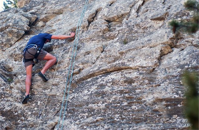 Activité escalade à Aussois - Nuts