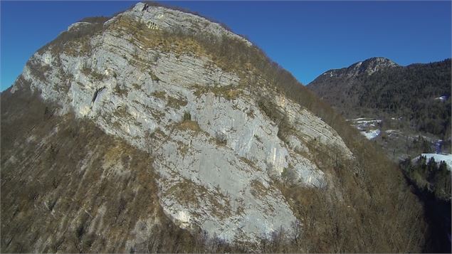 Voies d'escalade du Col des Prés - PNR des bauges