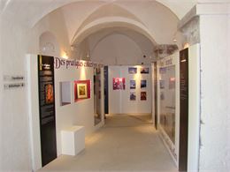 Exposition "De l'histoire à l'art" - Pays d'art et d'histoire/2CVA