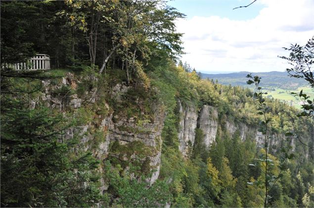 La Roche Fauconnière - Ursula Rhyner