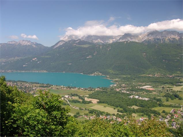 Vue depuis l'Oratoire d'Entevernes - Lac Annecy Tourisme