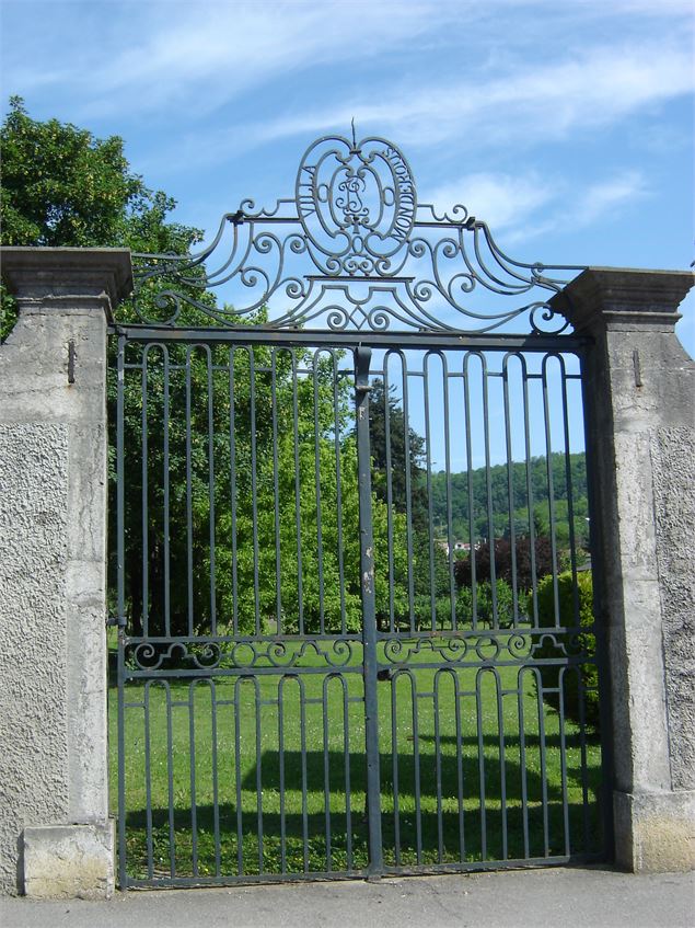 Parc de la Villa Monderoux - Office de Tourisme de la CCMP