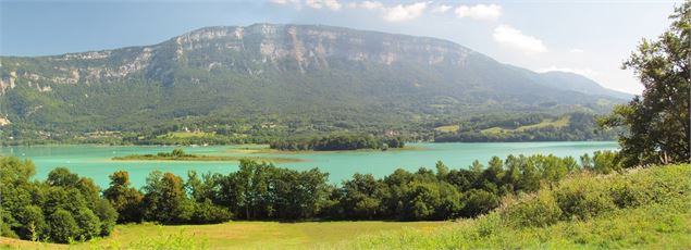 Panorama de l'église de Saint Alban de Montbel - OT PLA/A.Guillard