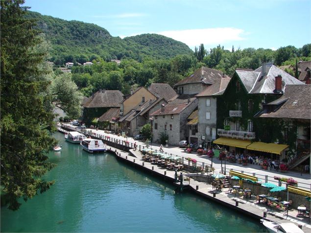 Canal de Savière - Office de Tourisme de Chautagne